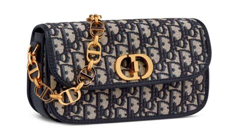 dior 30 montaigne chain bag price|small 30 montaigne avenue bag.